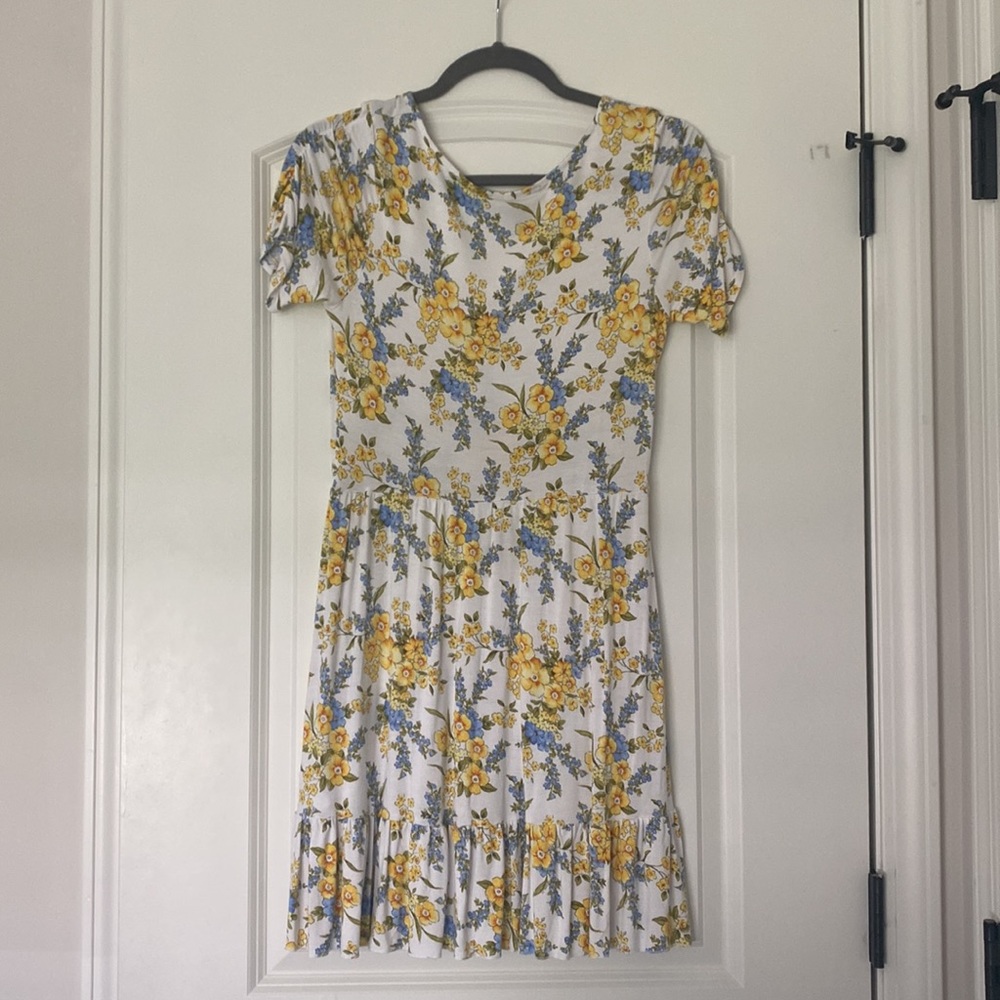 Forever 21 causal dress. Size L. Only worn once! - Picture 2 of 2